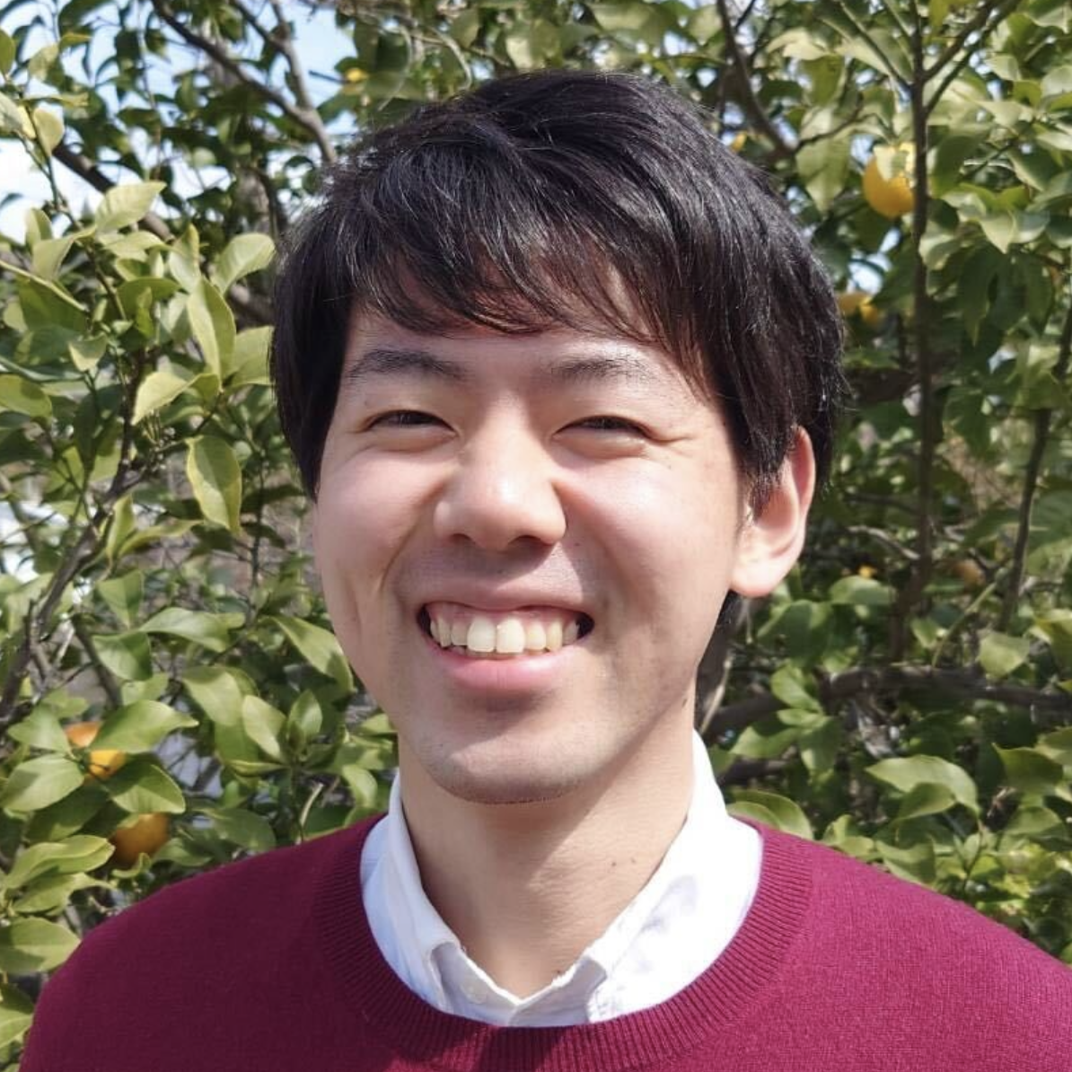 小峰ひずみ(こみね・ひずみ)